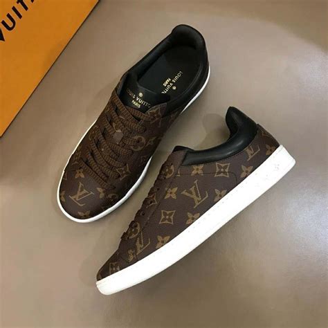 zapatillas louis vuitton hombre precio|tenis louis vuitton originales.